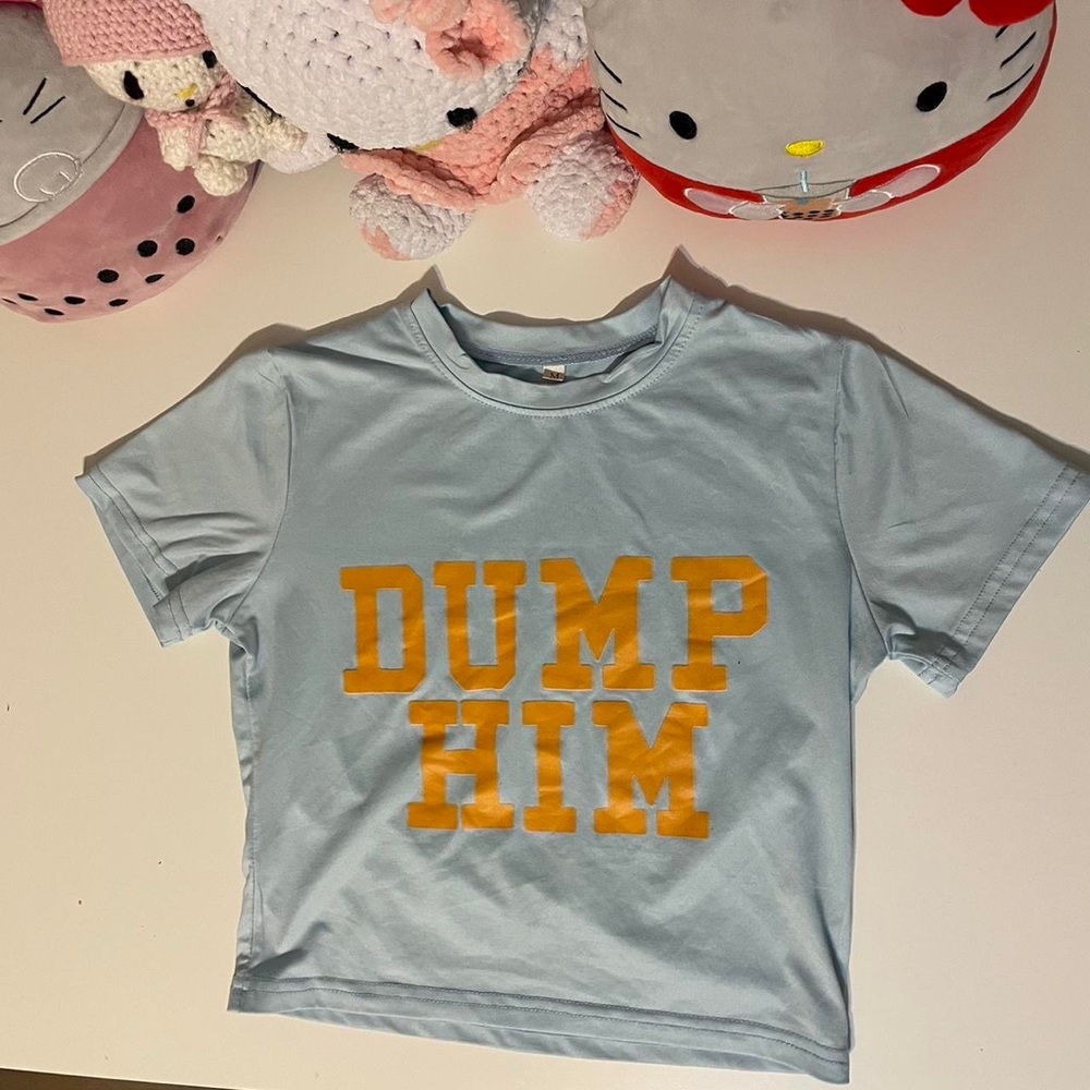 Y2k dump him crop tee